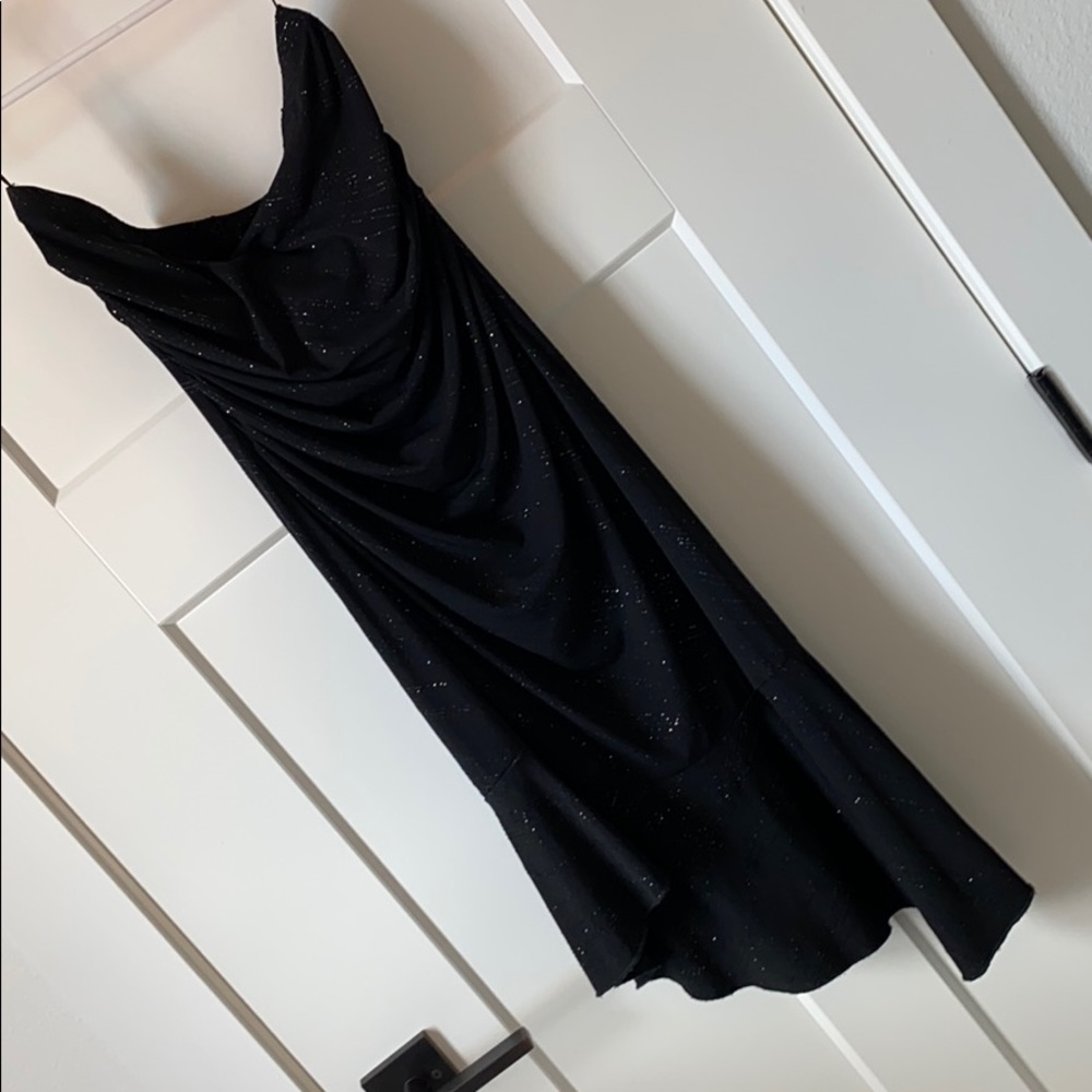 Black dress - Picture 8 of 8